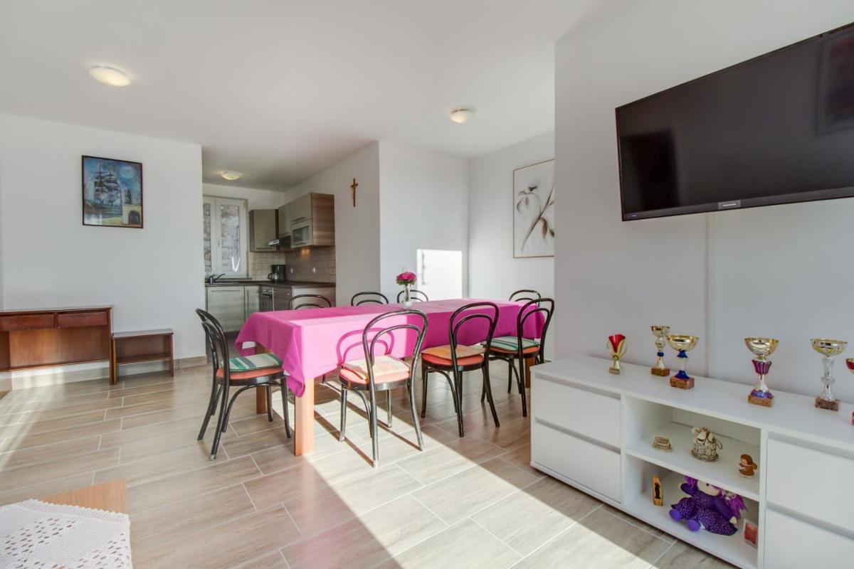 Apartment Mikic Čunski Dış mekan fotoğraf